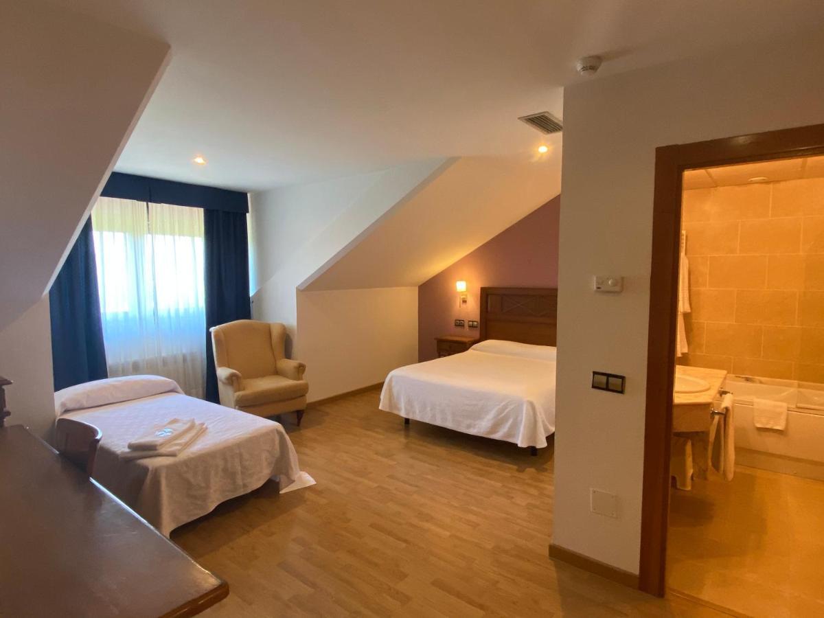 Hotel Cristina Norena ภายนอก รูปภาพ