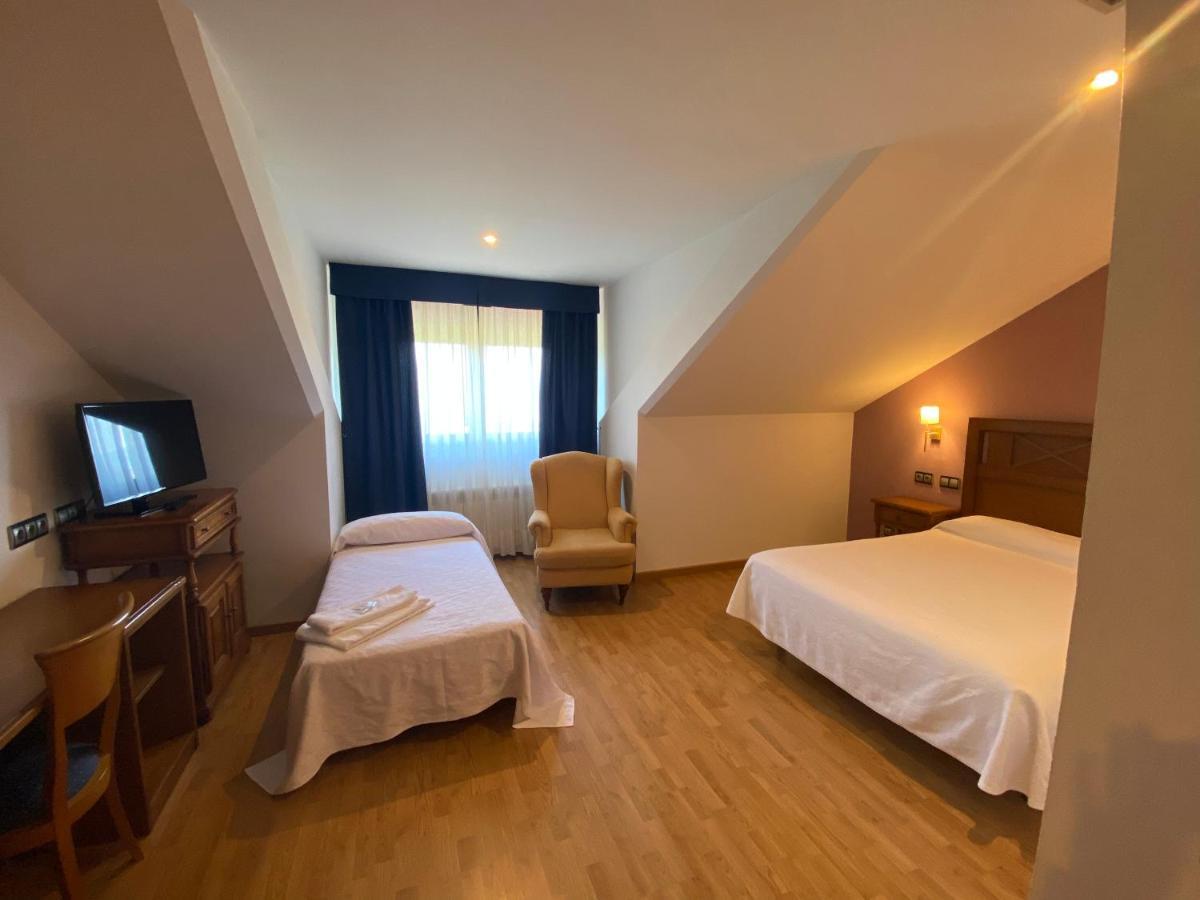 Hotel Cristina Norena ภายนอก รูปภาพ