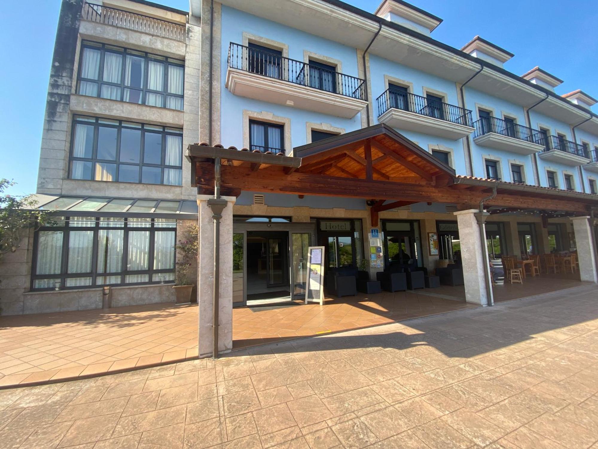 Hotel Cristina Norena ภายนอก รูปภาพ