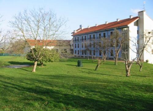 Hotel Cristina Norena ภายนอก รูปภาพ