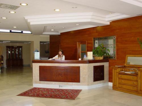 Hotel Cristina Norena ภายนอก รูปภาพ