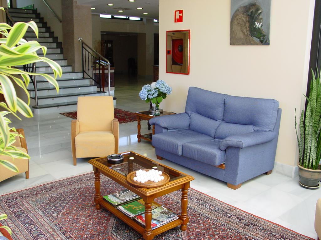 Hotel Cristina Norena ภายนอก รูปภาพ