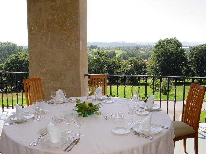 Hotel Cristina Norena ภายนอก รูปภาพ